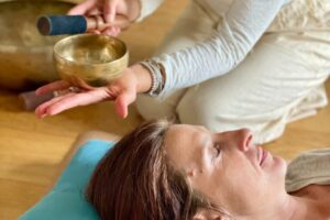 WhatsApp Image 2025-05-21 at 12.42.54 Massage sonore aux Bols tibétains