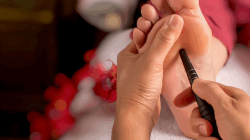 reflexologie-plantaire Massage des pieds (inspiré de la réflexologie plantaire Thaï
